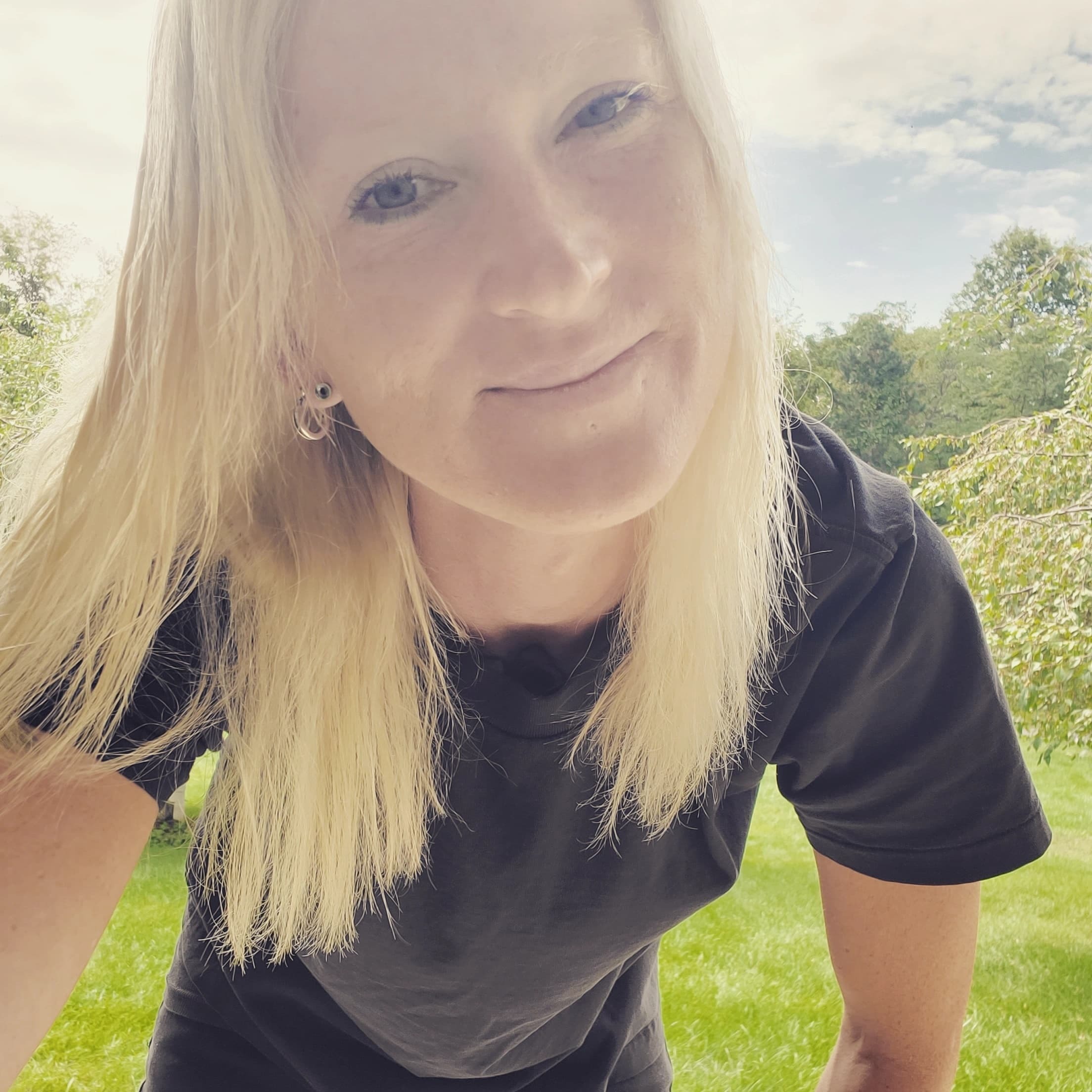 For Hire: Responsible, Trusting, Caring Home Sitter in Baltimore, Ohio