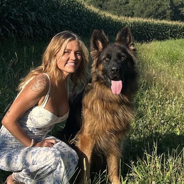 Farm-raised animal lover with hands-on experience caring for dogs:)
