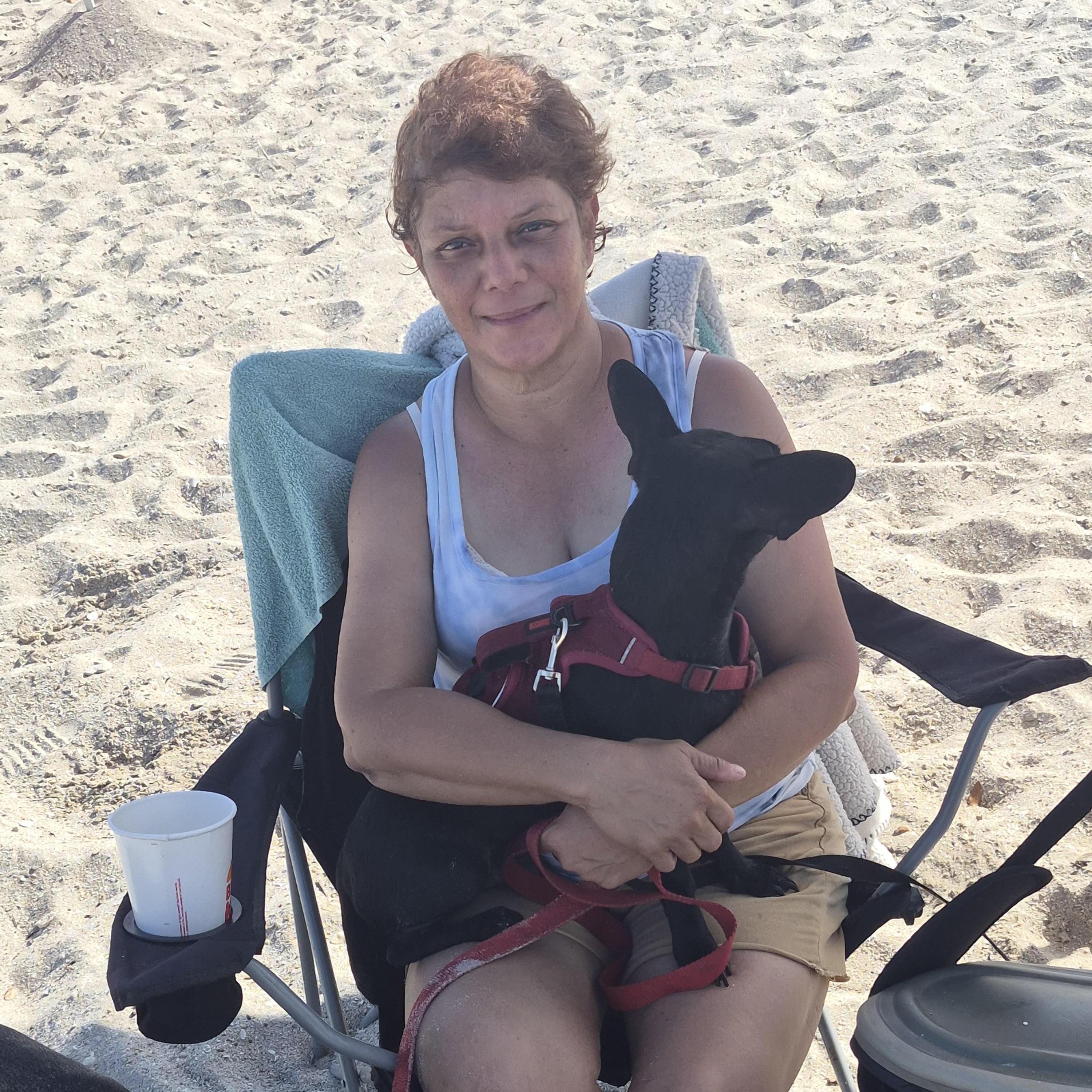 Experienced and Reliable Pet Sitter in Abilene, TX - Your Furry Friends Deserve the Best Care!