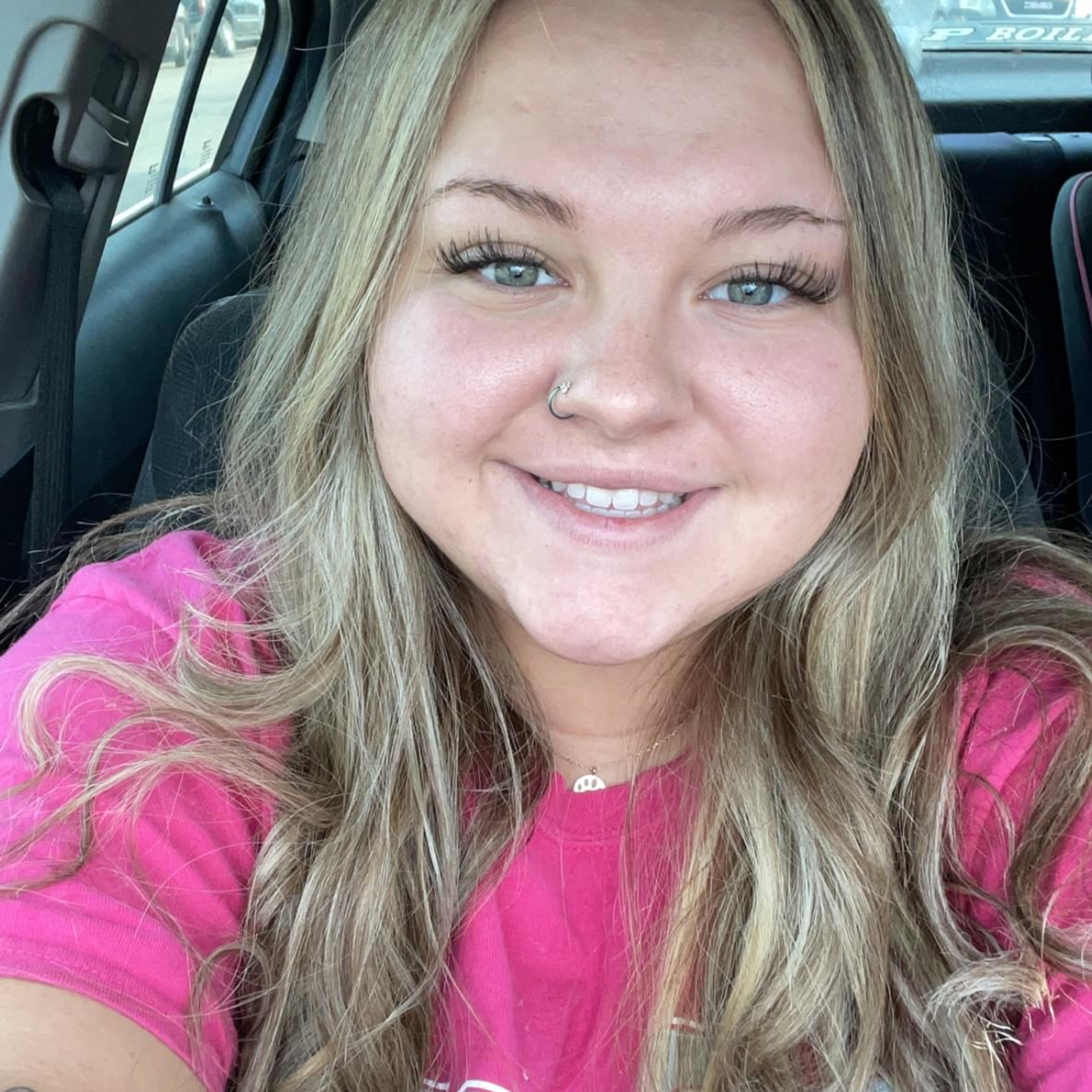 For Hire: Skilled Cat and Dog Sitter in Logansport