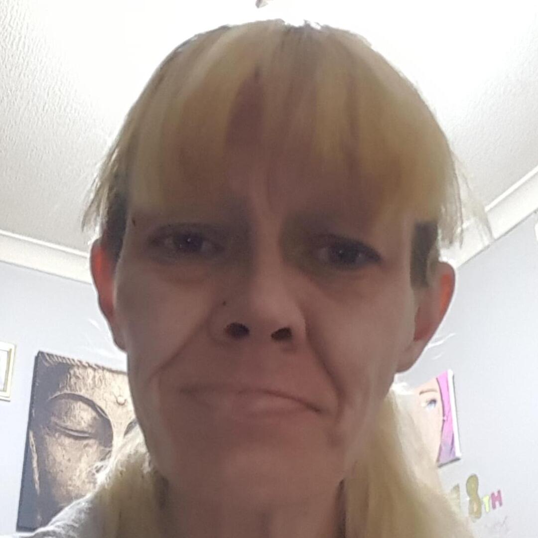 Hi my name is Anne I love dogs I have one myself, I am a very bubbly and out going person confident in what I can do