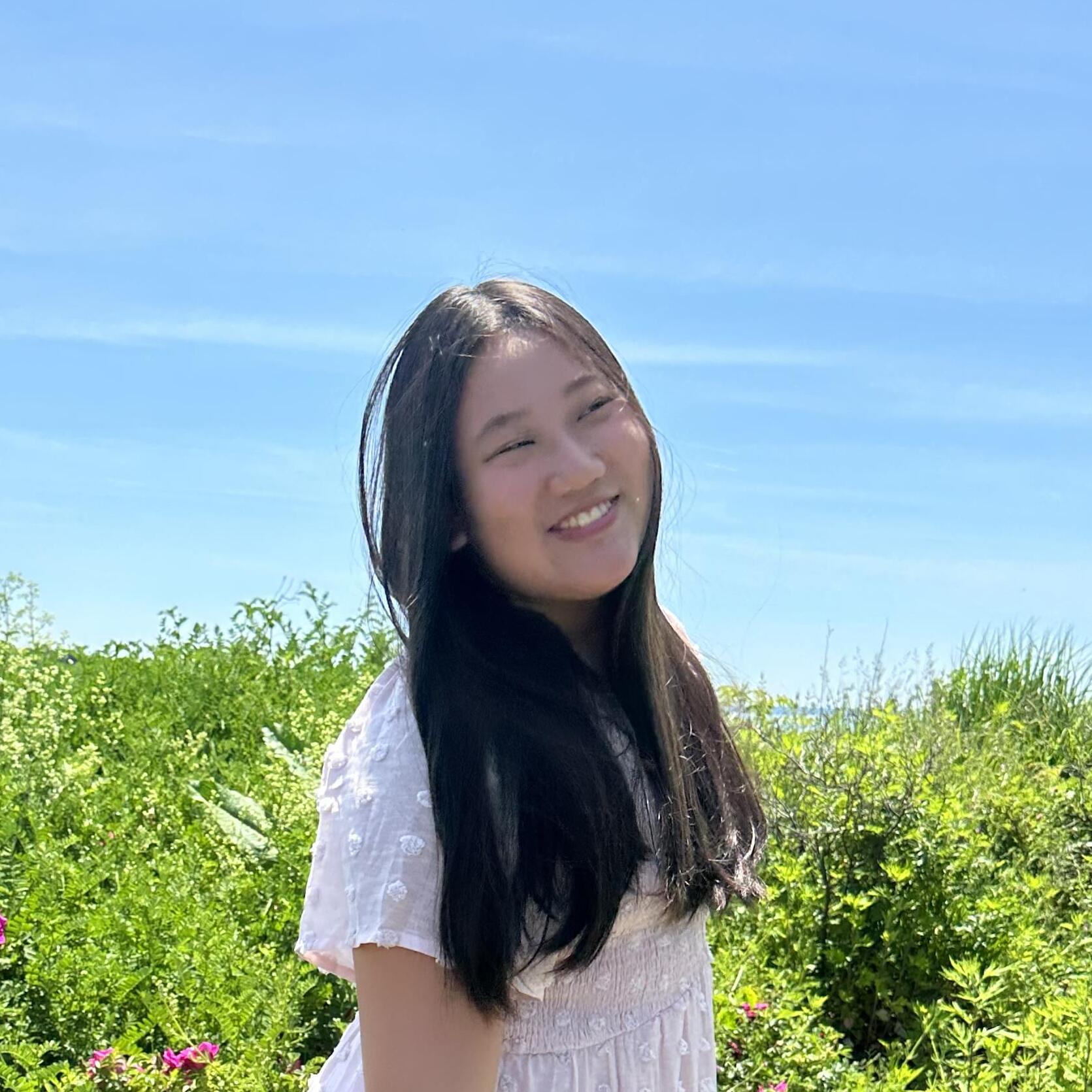 Lexington, MA Sitter - $15/hour Responsible, Reliable & Fun!