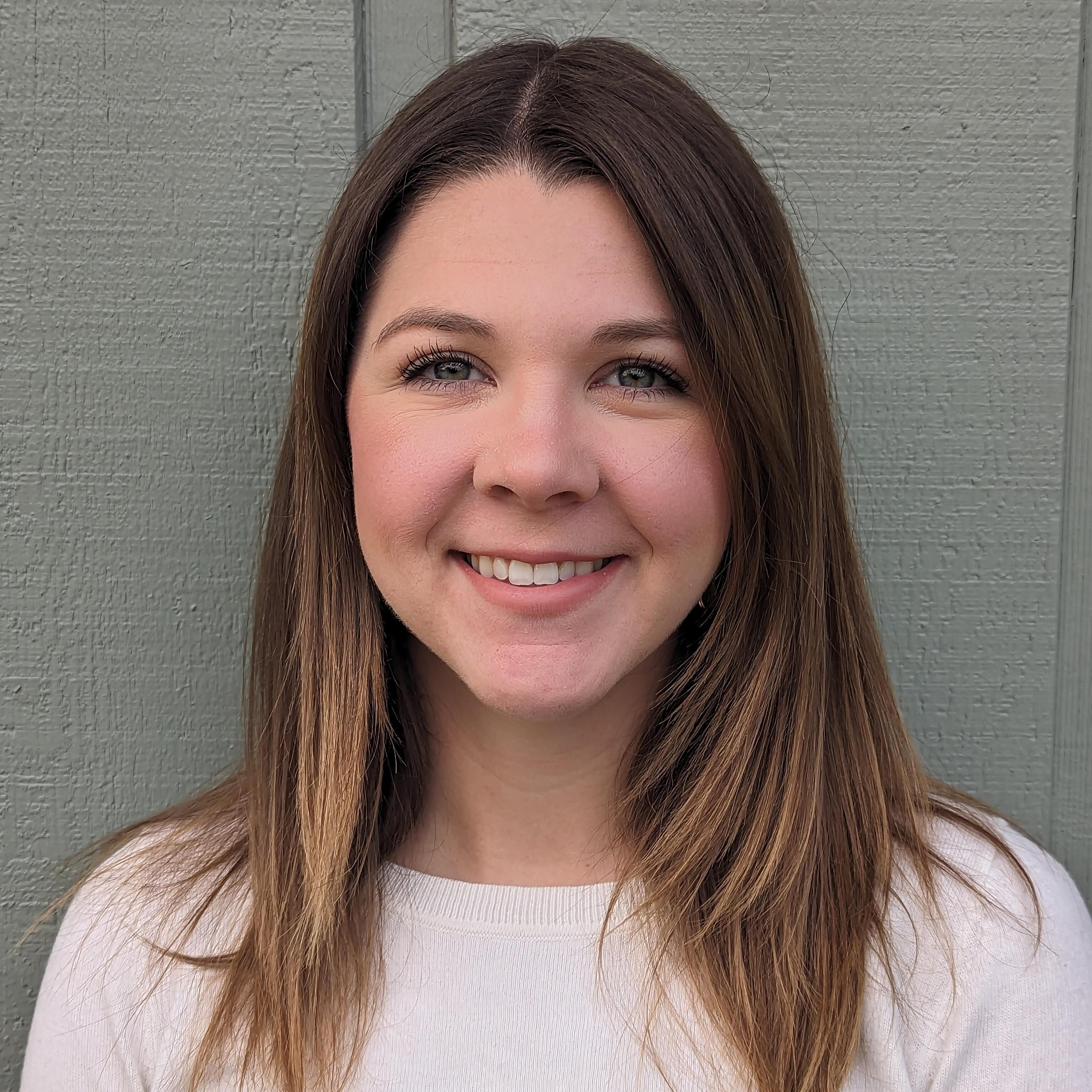 Experienced House Sitter in Independence, Oregon Trustworthy & Reliable Services