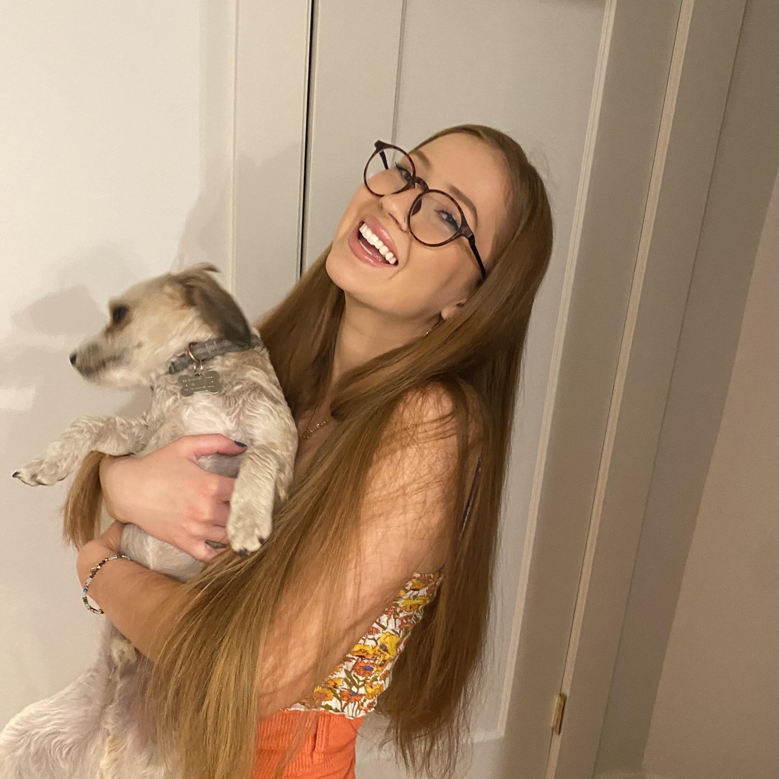Seeking a full-time, but not opposed to part-time, house sitting job. Pet and plant friendly!
