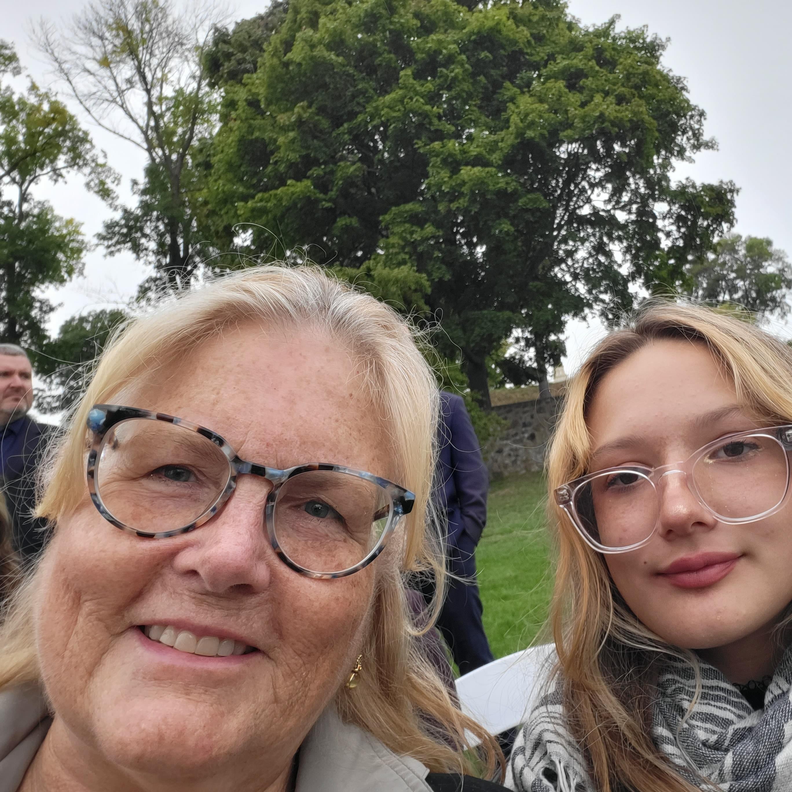 Happy, healthy Grandma looking to keep busy, love animals