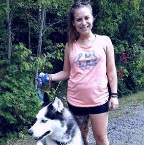 Passionate dogs walker and pet care provider in Montreal